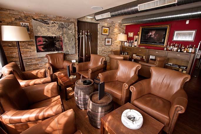 Stary's Genusswelt in Salzburg ist erste Habanos Smokersloung in Österreich