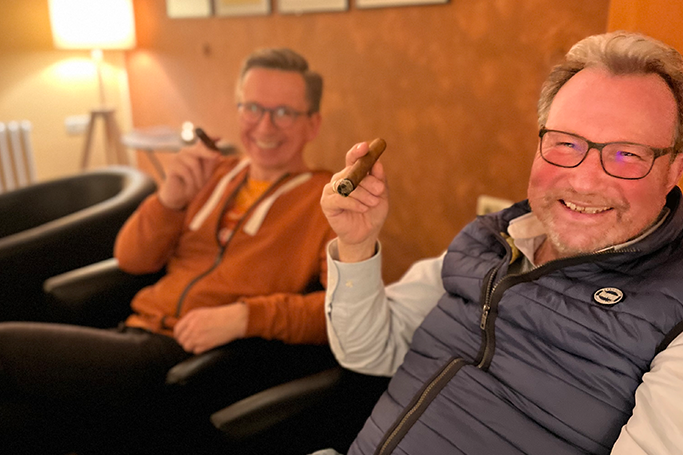 Juanita in der Baydar&amp;Sahin-Lounge