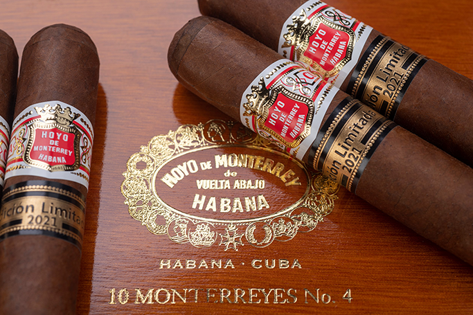 Hoyo de Monterrey Monterrey No.4 EL21