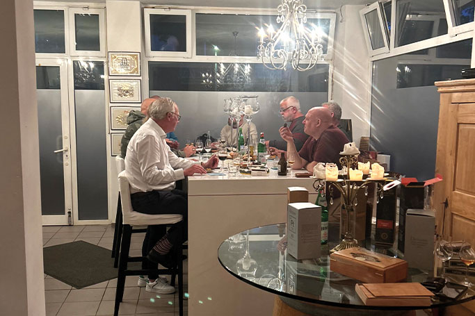 Cigar Moments - Barbara Ullrich